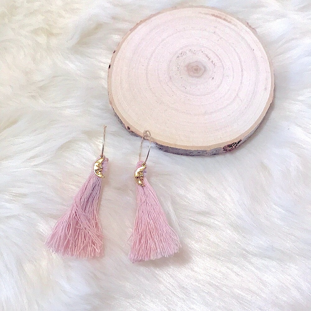 🌙Lovely Handmade Moon Charm Soft Pink Tassel Hoop